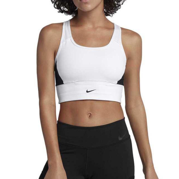 nike swoosh pocket sports bra